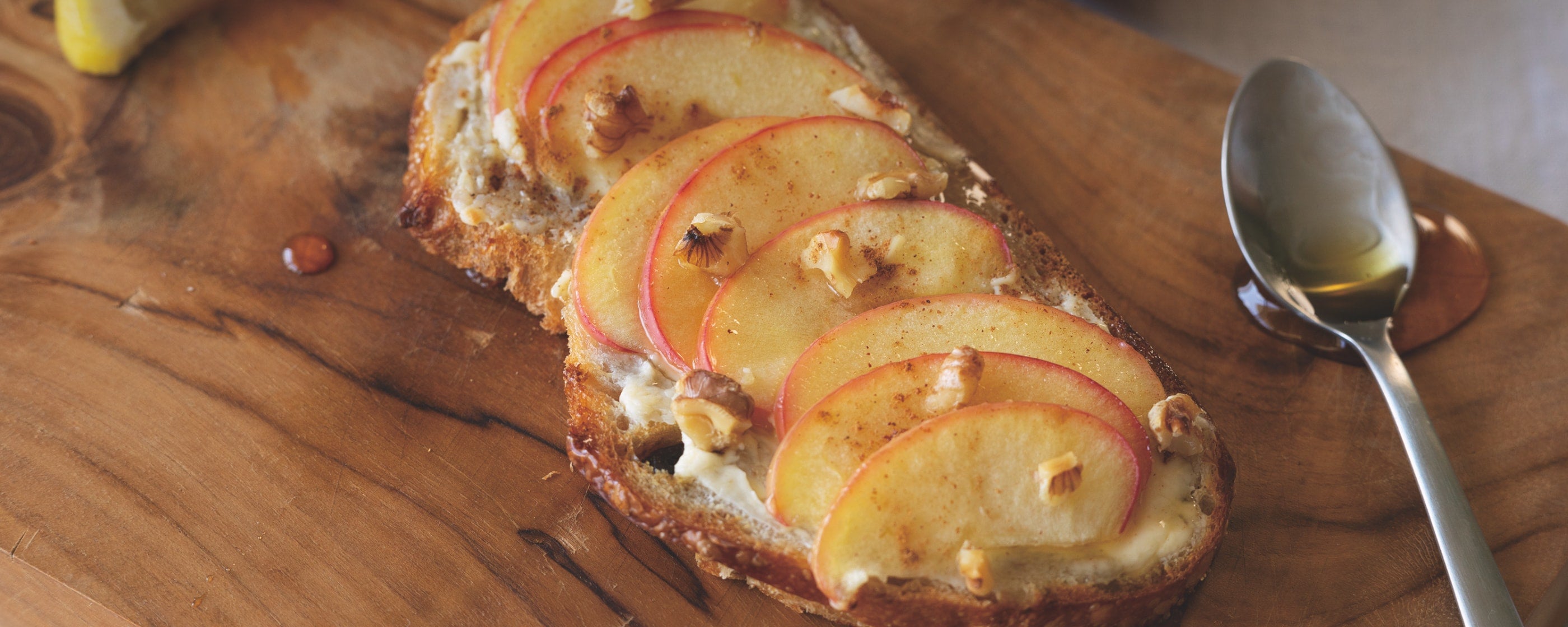 Apple and Cream Cheese Toast