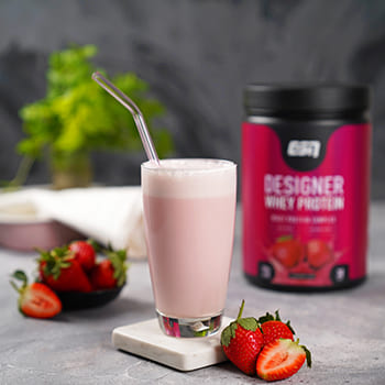 Erdbeer Proteinshake von ESN