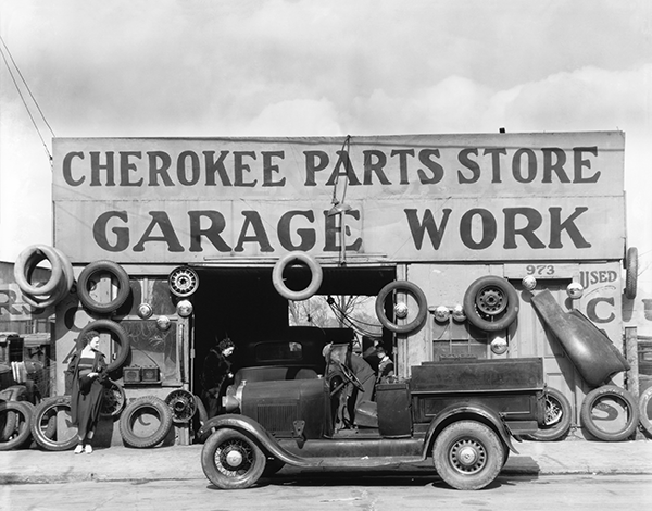Art! Walker 1930s Auto Shop