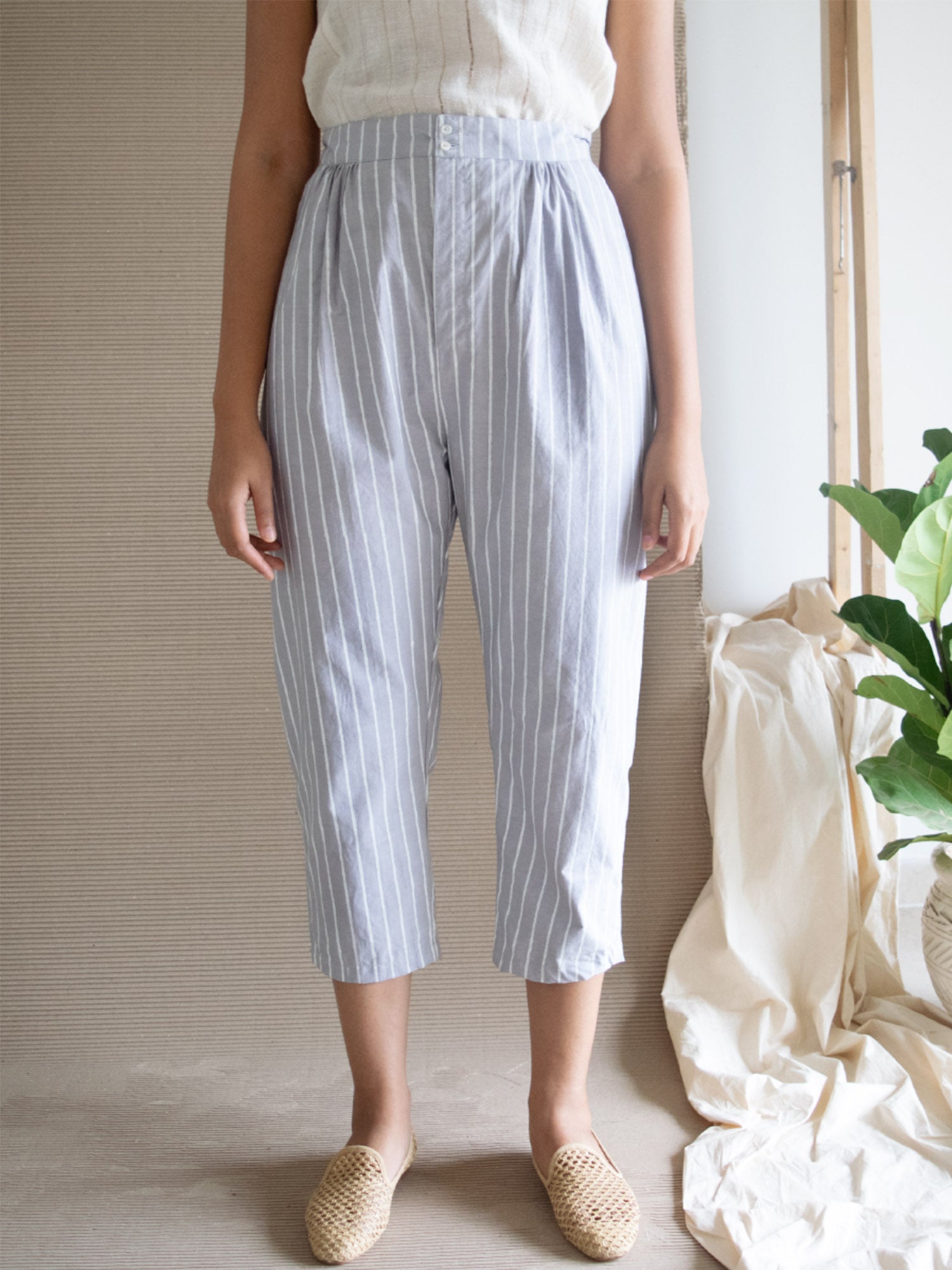 White Tunic And Grey Stripe Pant Set – Merakus