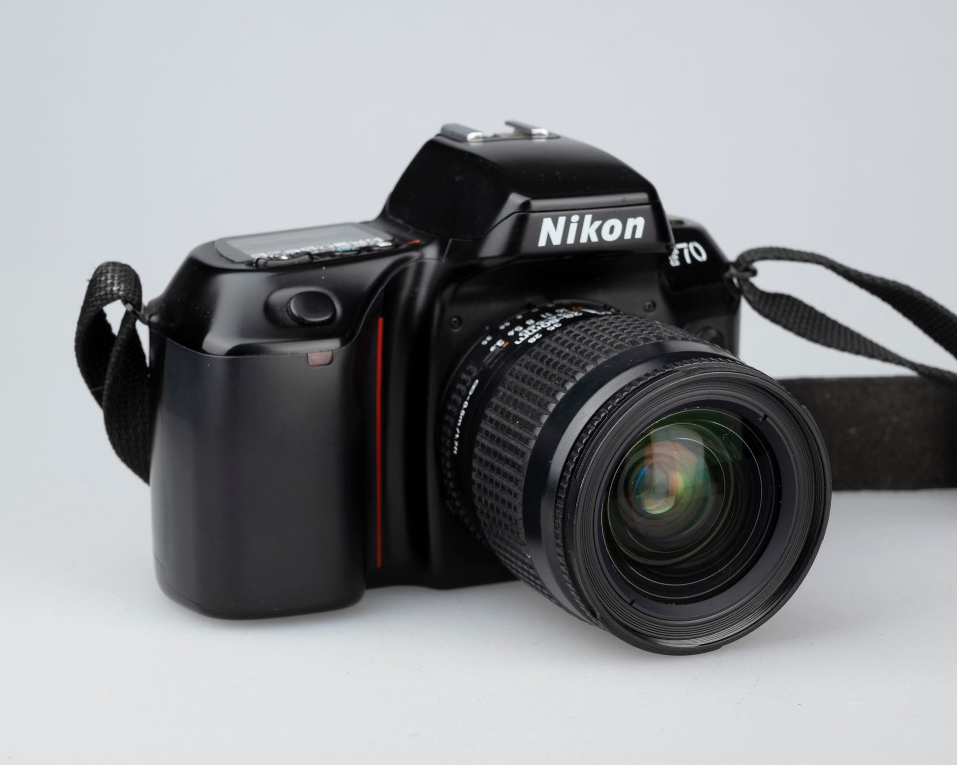 Nikon F70 film SLR w/ AF Nikkor 28-80mm 3.5-5.6D lens – New Wave Pool