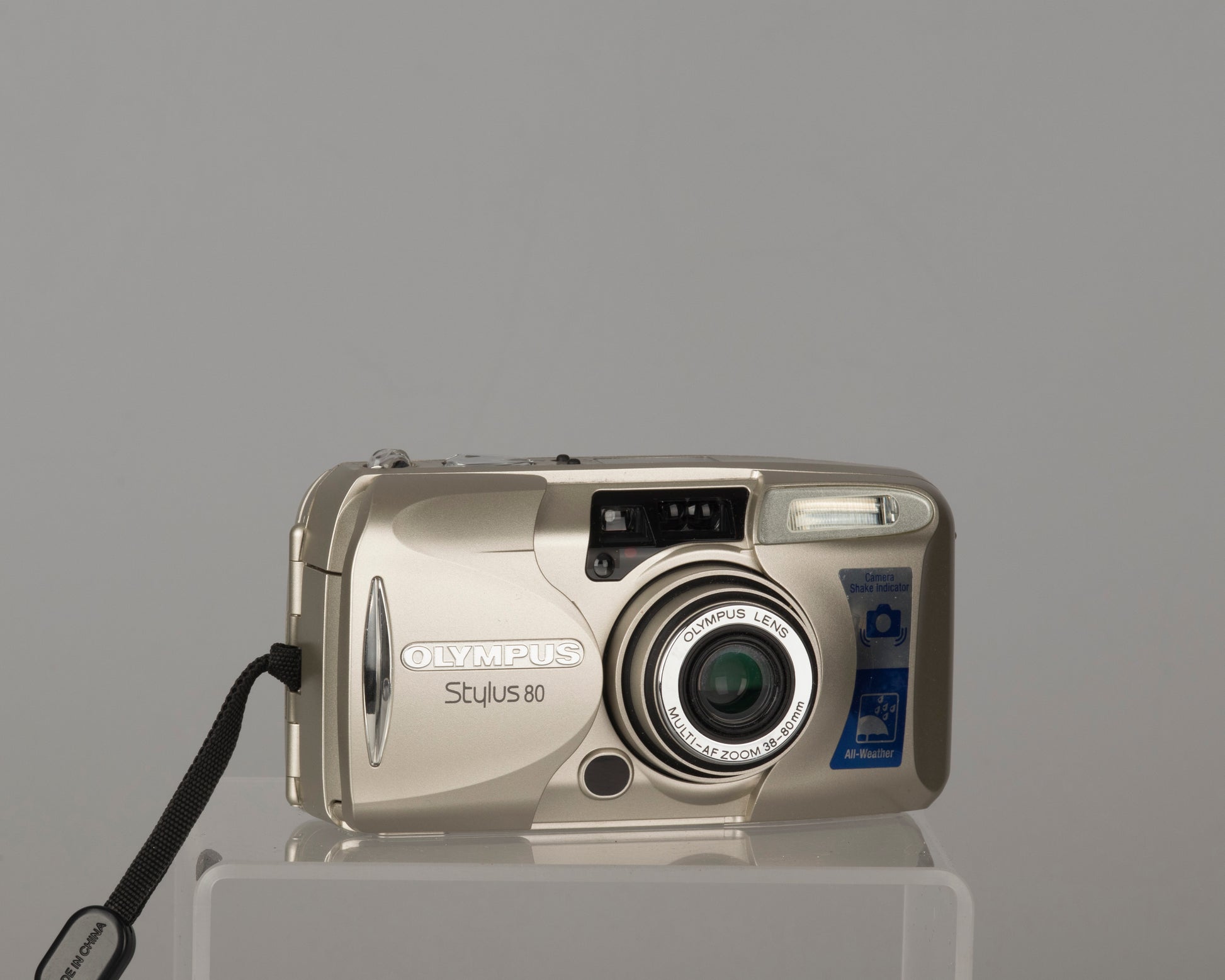 wijs Knikken huilen Olympus Stylus 80 (aka µ[mju:]-III 80) 35mm film camera – New Wave Pool