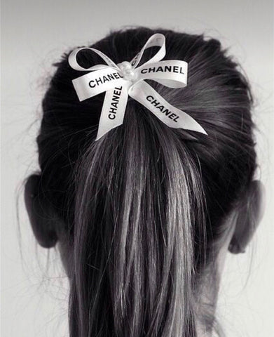 How to Wear a Hair Bow - Easy DIY Chanel Hair Accessory