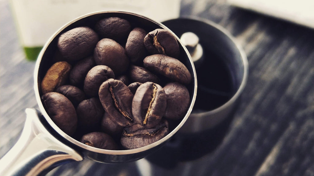 Dunkle Röstung Kaffee TAZZA