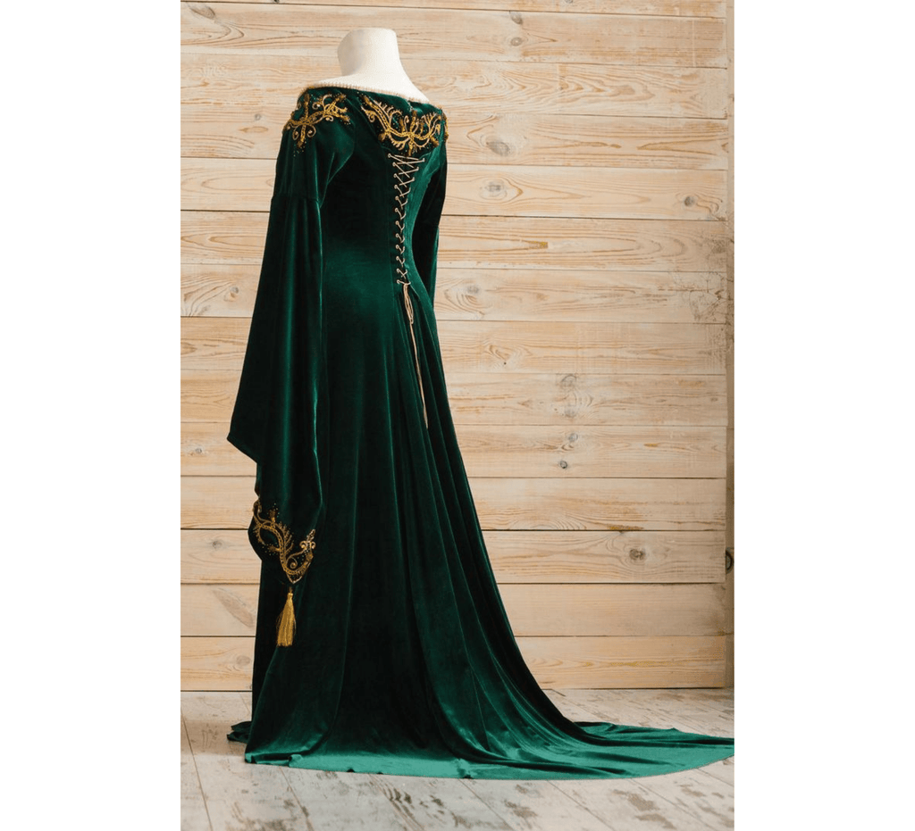 Green velvet fantasy elven dress for Beltane wedding – Dress Art Mystery