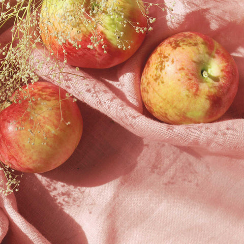 Image of apples with text saying endometriosis awareness
