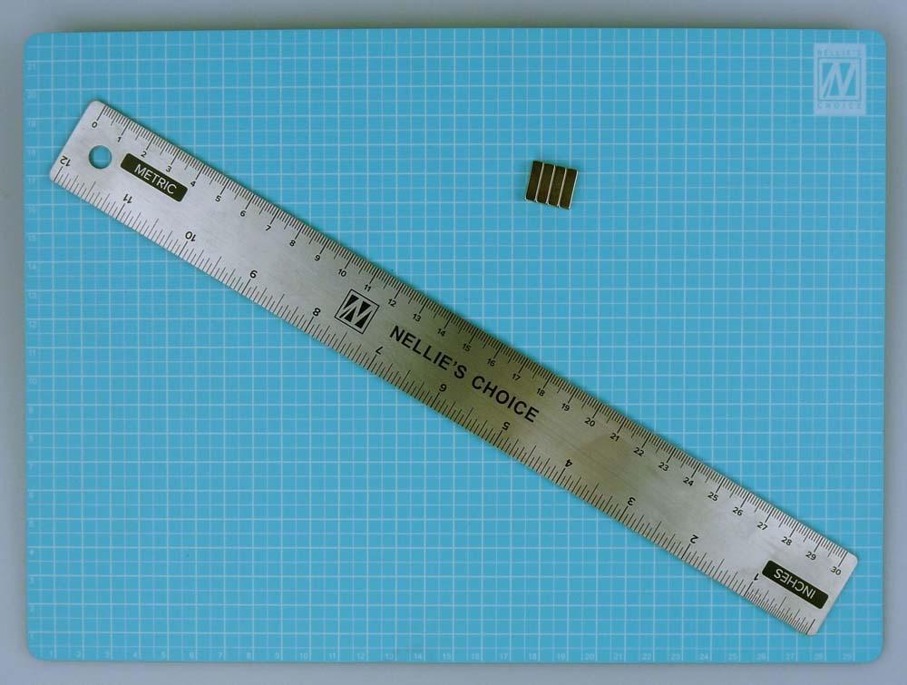 Creative Expressions Deckle Edge Ruler 12 Inch Ruler 30 Cm 2 Different  Edges 