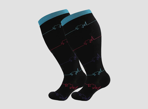 FitVille’s compression socks for gout enhances circulation, crafted with premium, breathable, and moisture-wicking materials for all-day comfort.