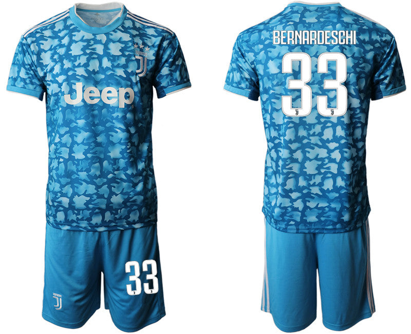 bernardeschi juventus jersey