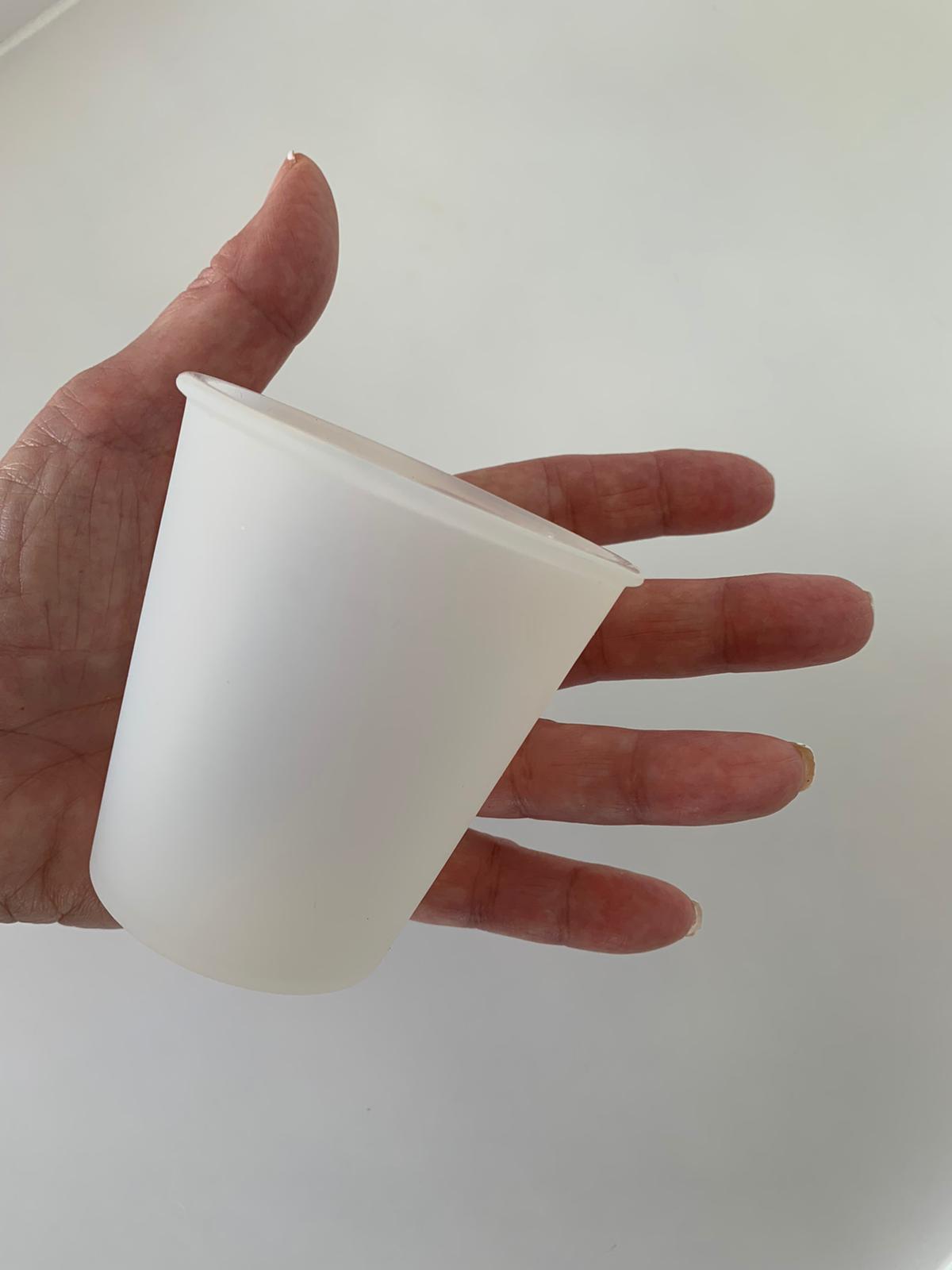 6 Oz. Silicone Pouring Cups (x4) – Ecoart Solutions
