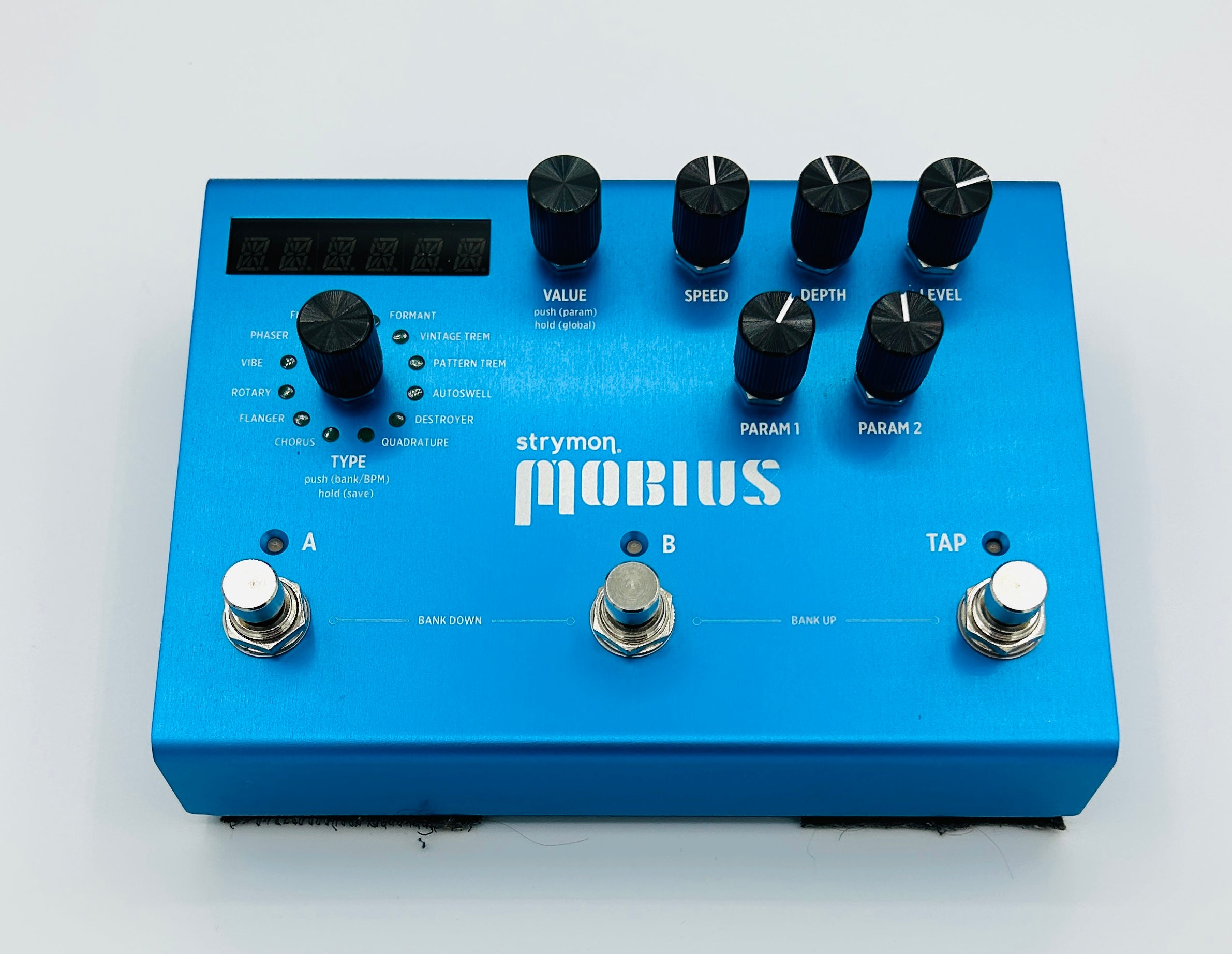 Strymon Mobius