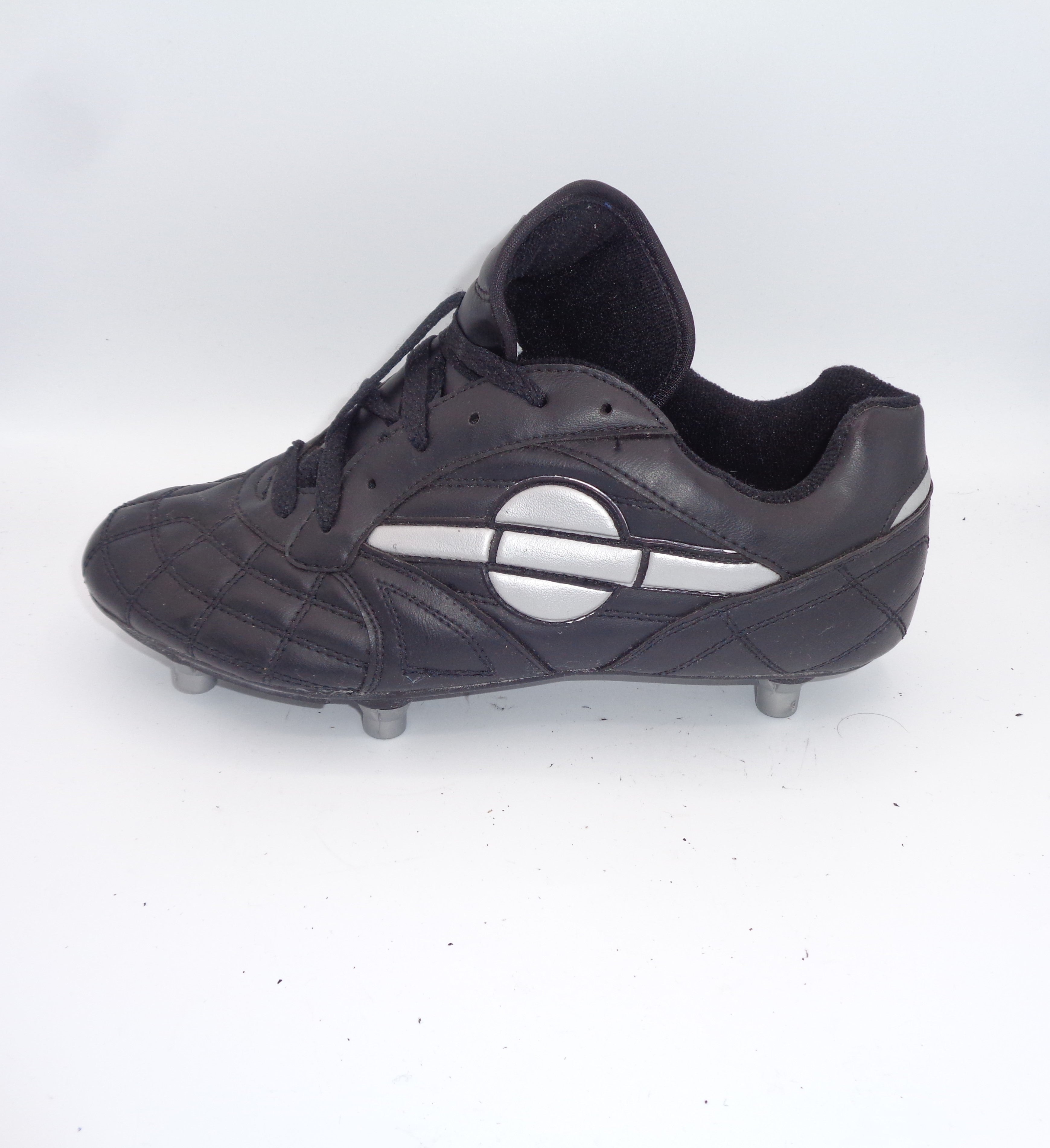 LINEKER QUASER FOOTBALL BOOTS - QUASER - SIZE 5 – HA7 CLASSICAL SHIRTS