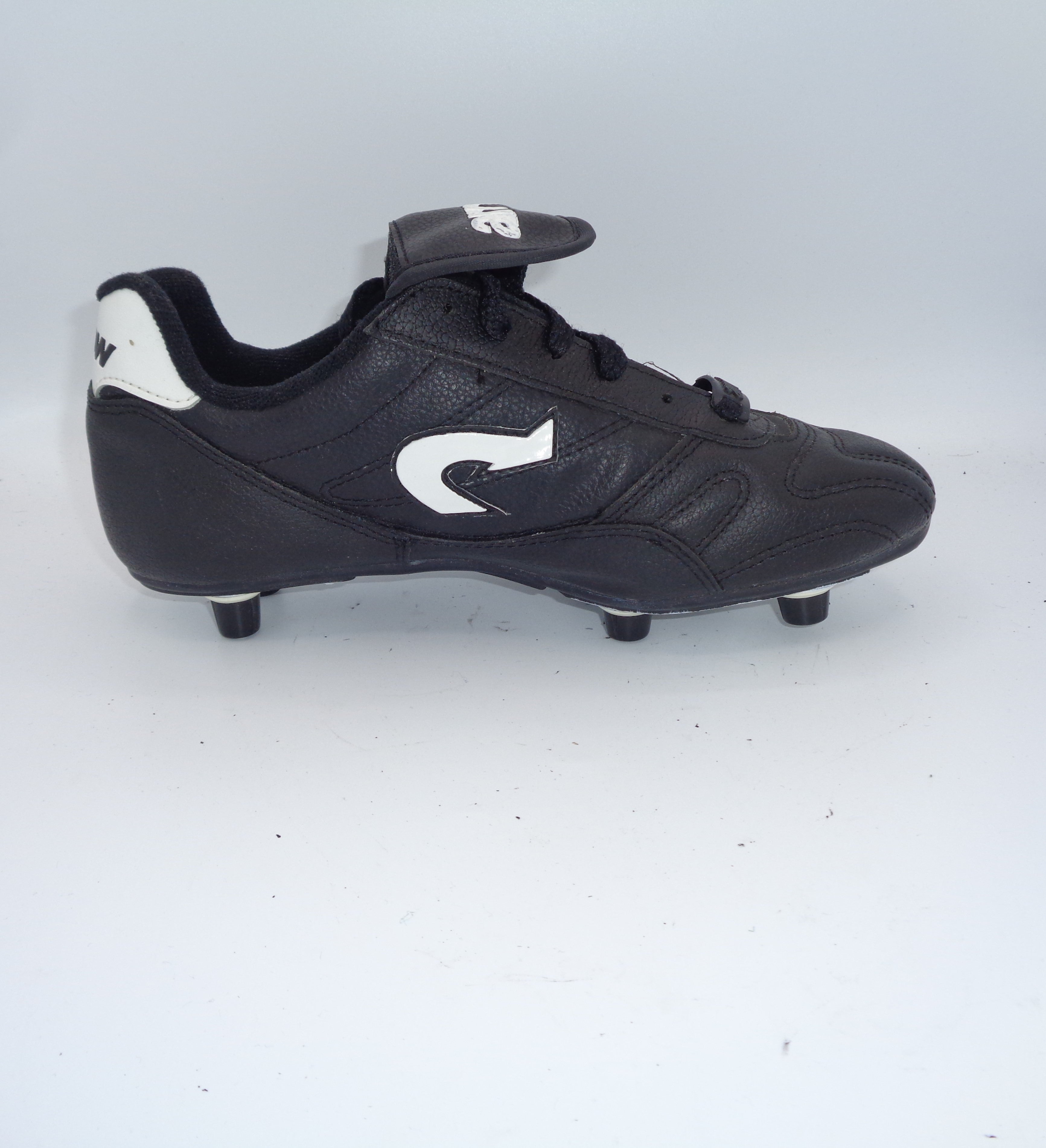 ARROW EX5 1994 FOOTBALL BOOTS - ARROW - SIZE 5 – HA7 CLASSICAL SHIRTS