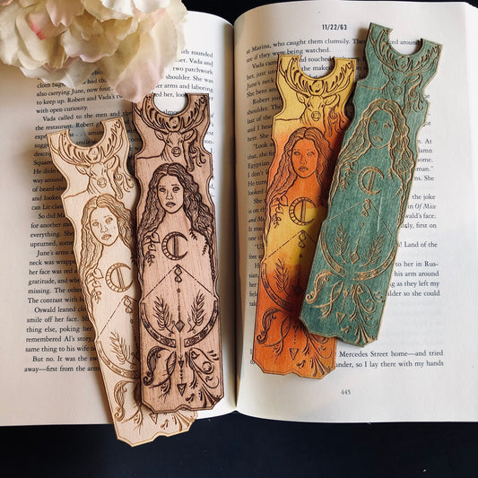 Ascalon Sword Bookmark – The Bookish Den