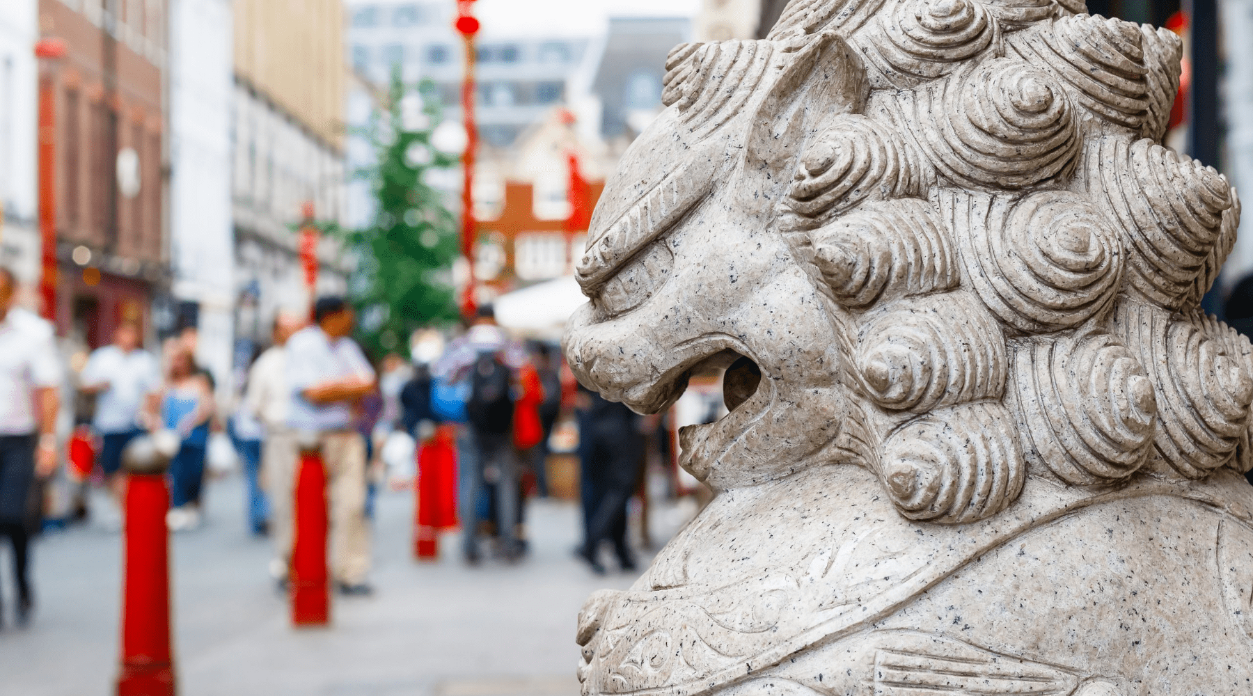 Lion en pierre chinois