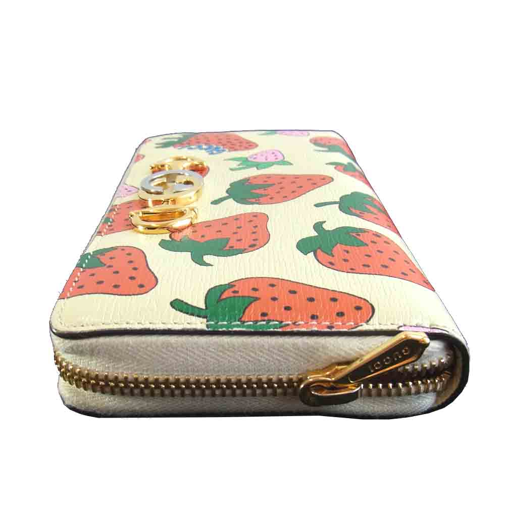 新品 GUCCI(グッチ) ズゥミ チェーン イチゴ ストロベリー 財布