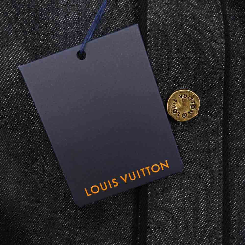 LOUIS VUITTON ルイ・ヴィトン 1A9GTK 国内正規品 エンボス モノグラム