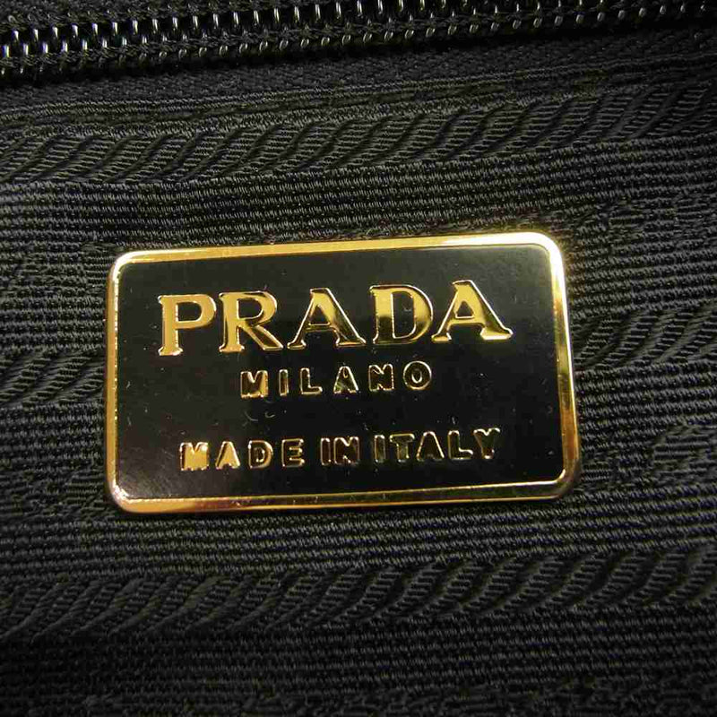 新品】レア☆PRADA プラダ ナイロンポーチ フラットポーチ 革タグ 正規