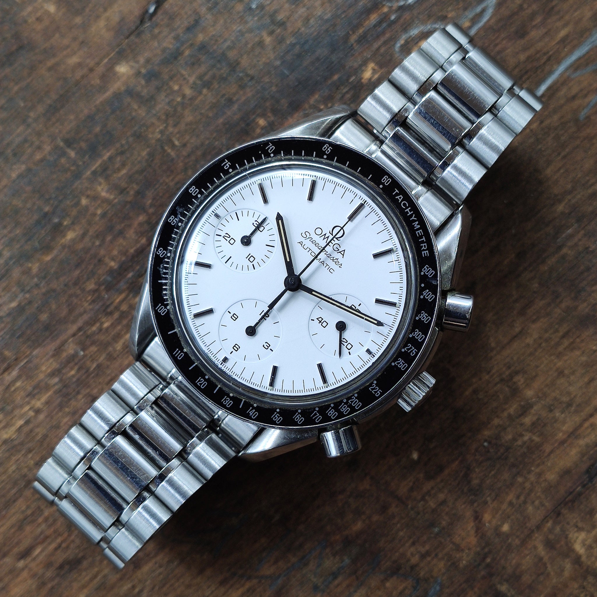 omega white face speedmaster