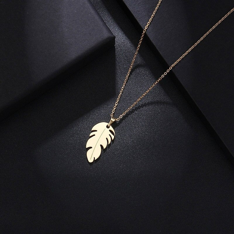 Feather Pendant Dainty Necklace