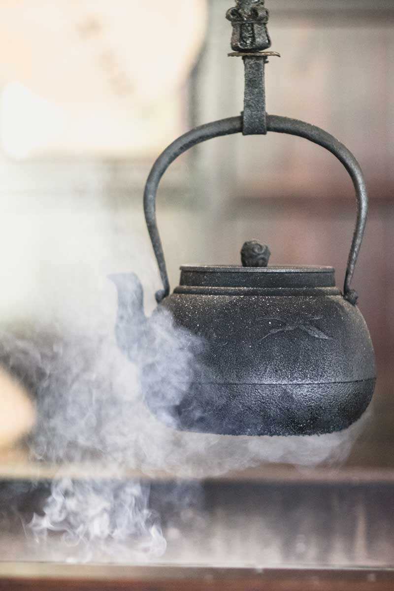 kettle steaming