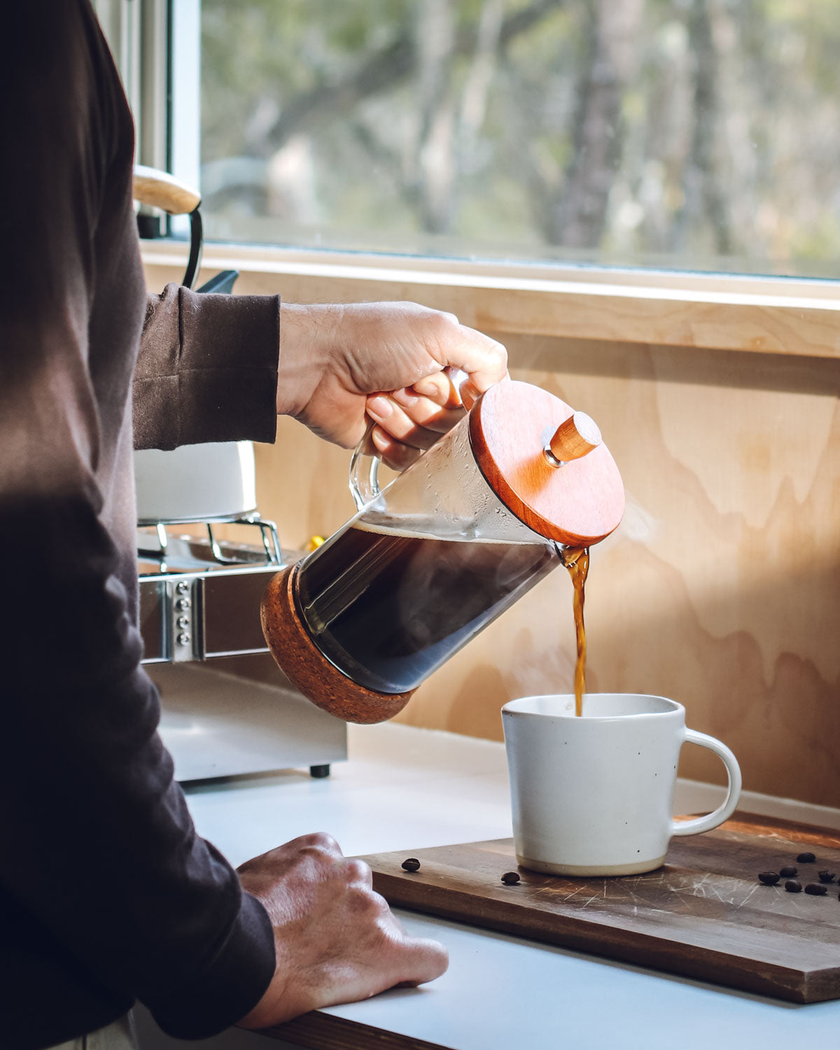 Grinding coffee beans