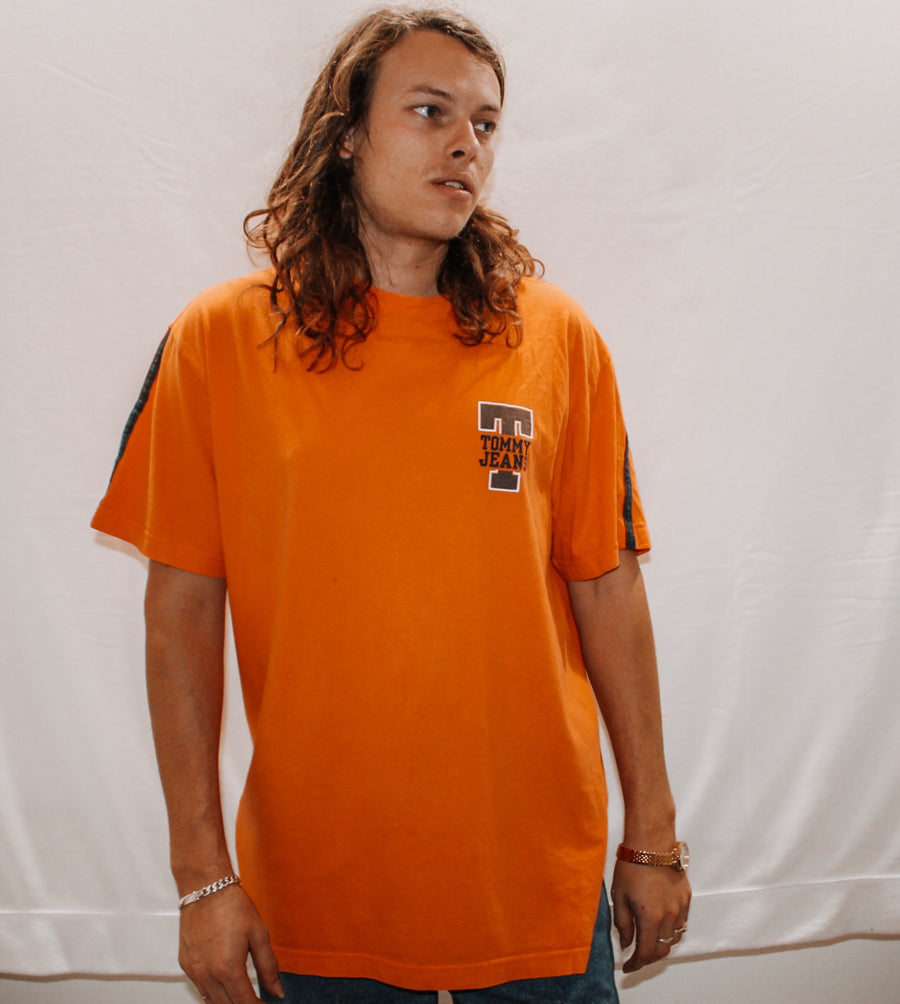 tommy jeans orange t shirt