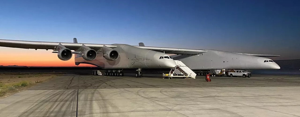 Planetag B747-400, Stratolaunch Background