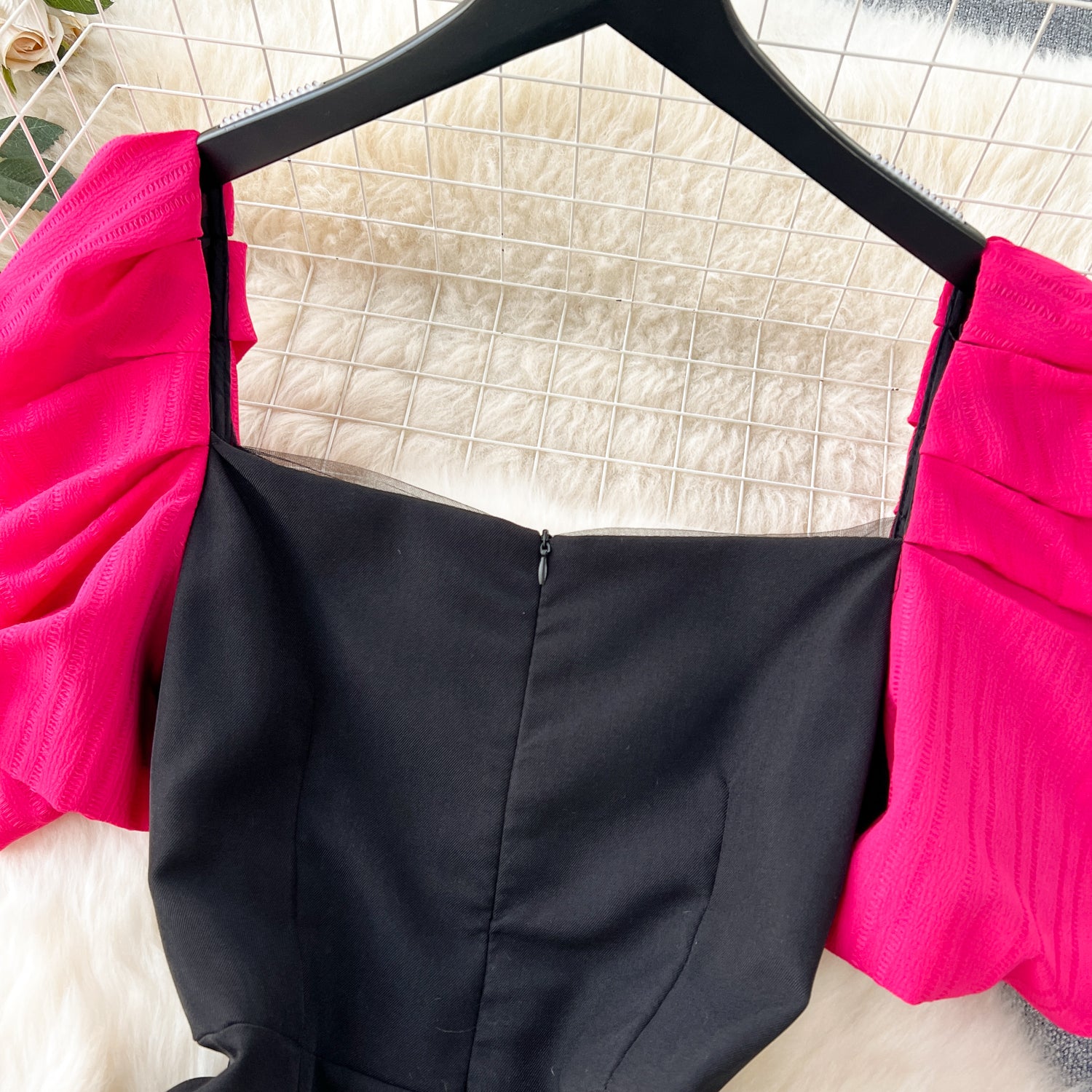Rose Red Puffy Sleeve Black Dress