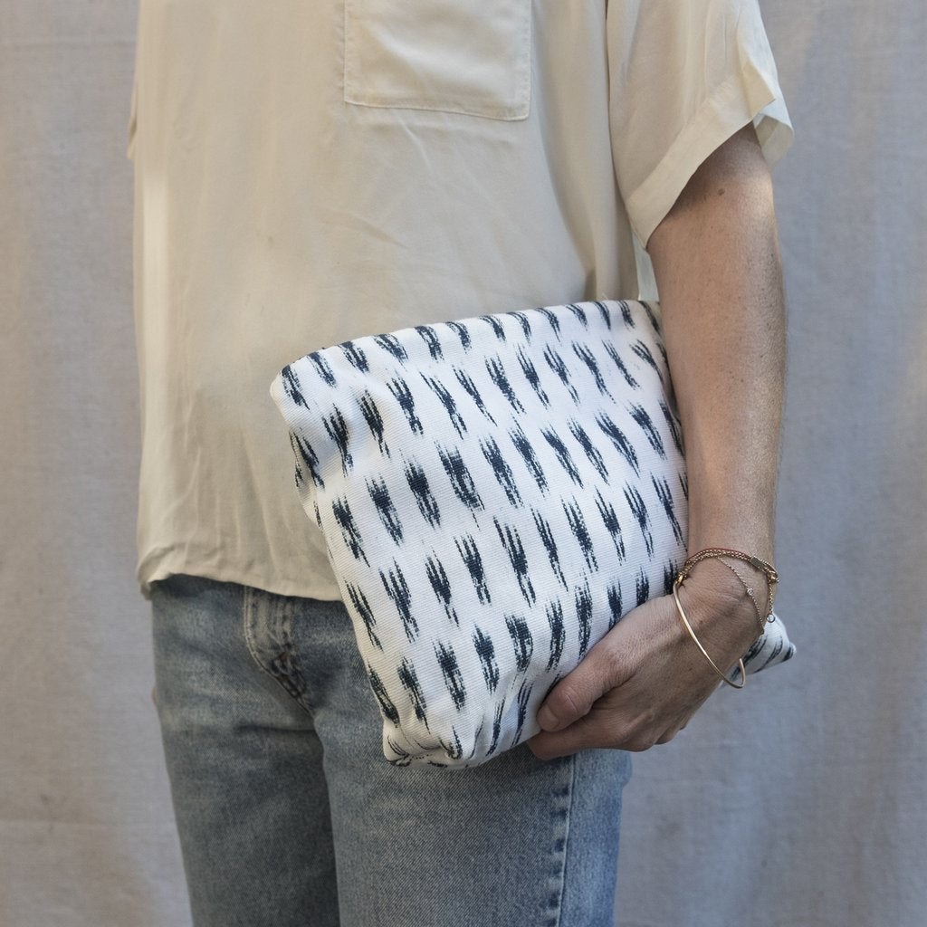 Peruvian White Ikat Zipper Pouch