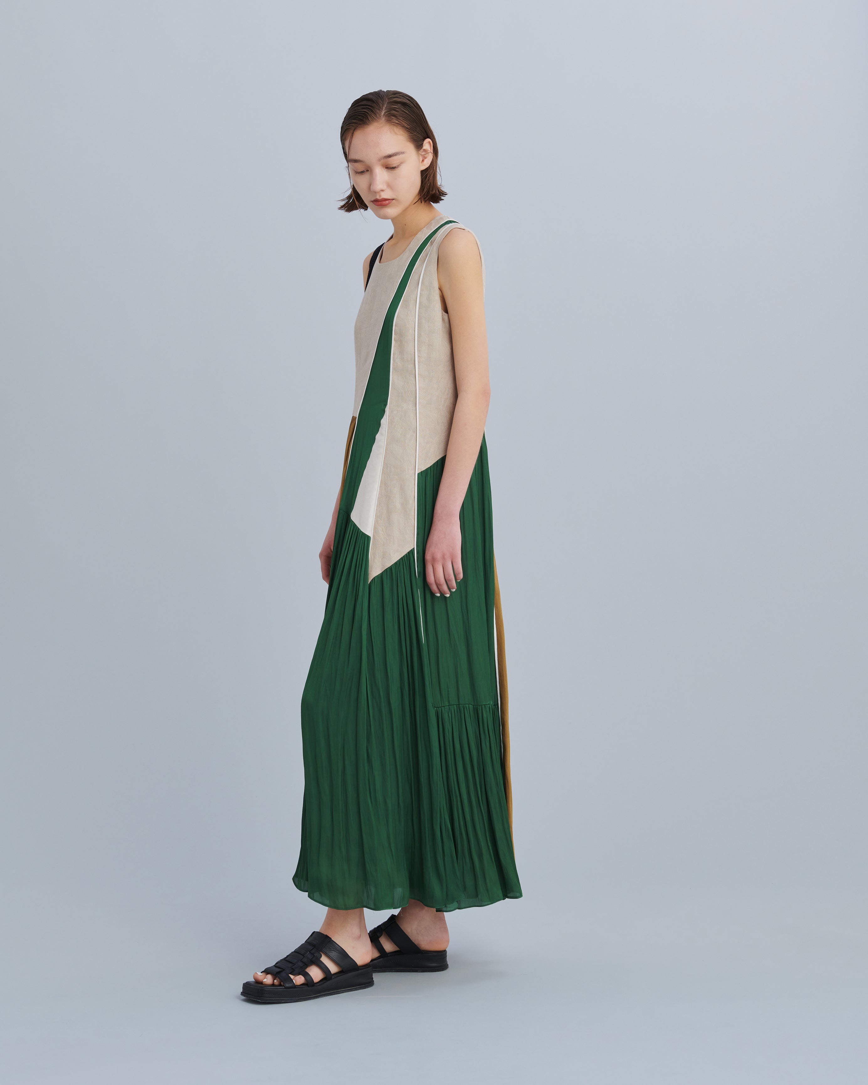 楽天市場】 新品タグ付き MURRAL Leaf vein dress(Green) - ワンピース