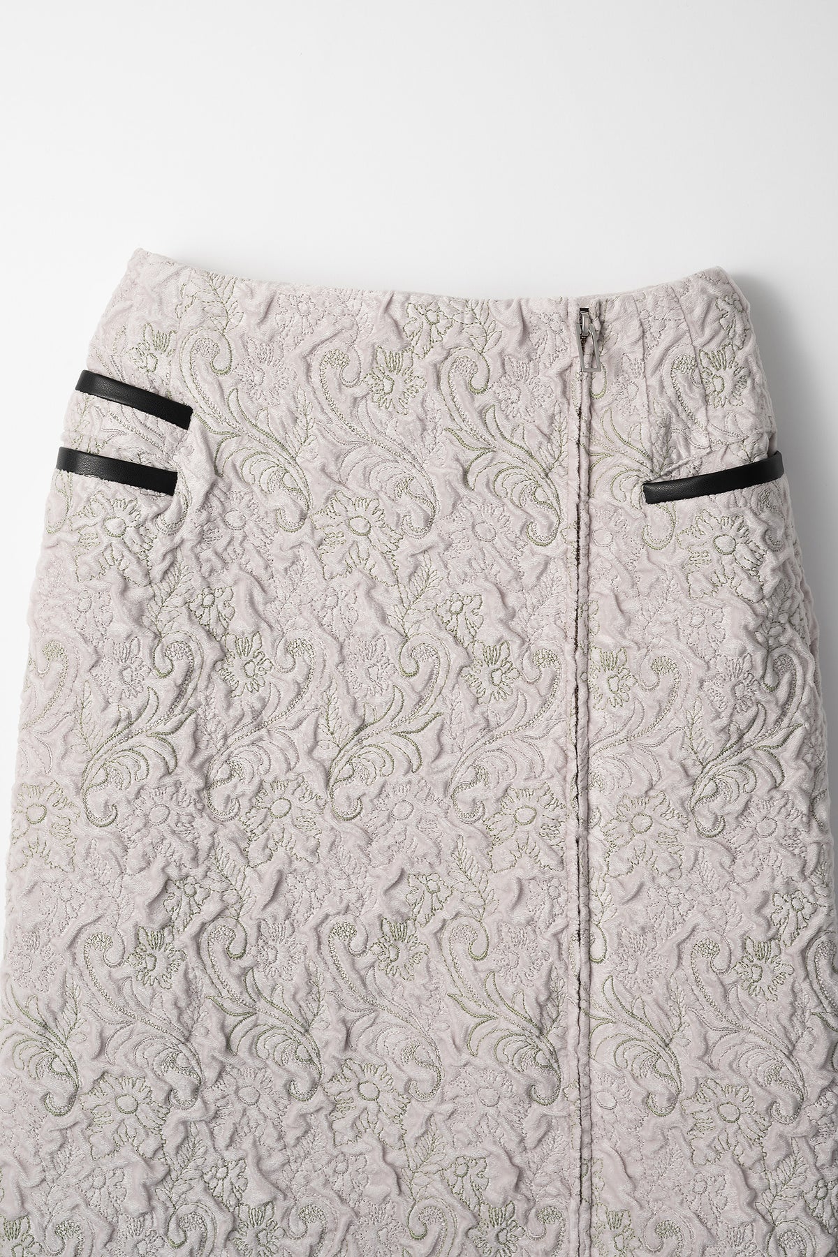 Quartz embroidery skirt (Black)