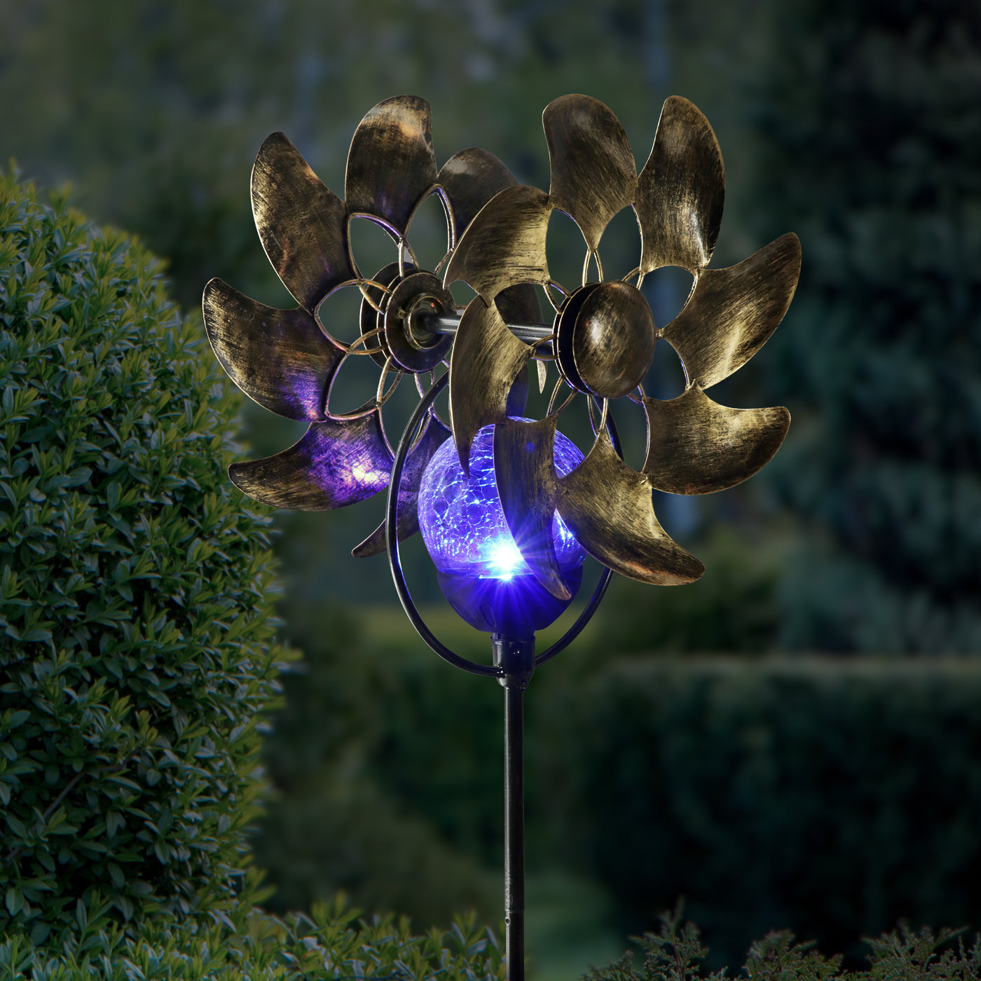 solar lighted garden spinners