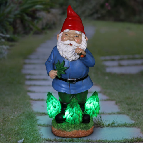 Partying on 420 with that other cool gnome