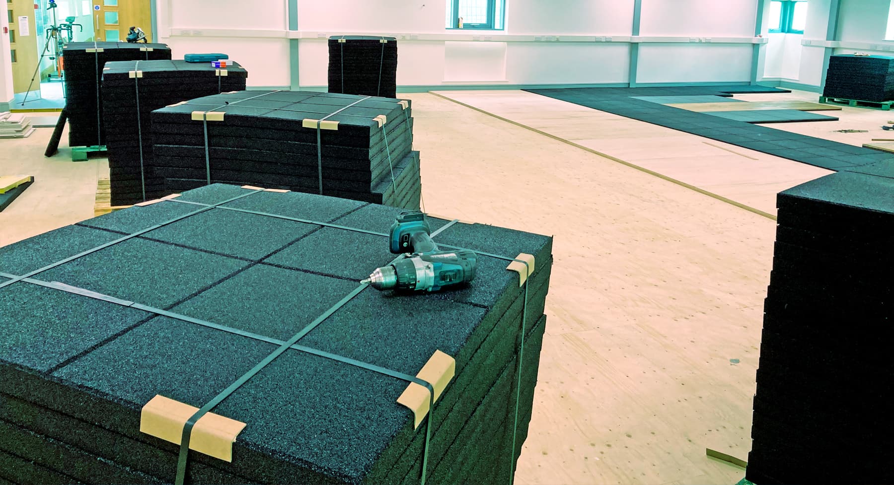 Pullum gym flooring and platforms installation