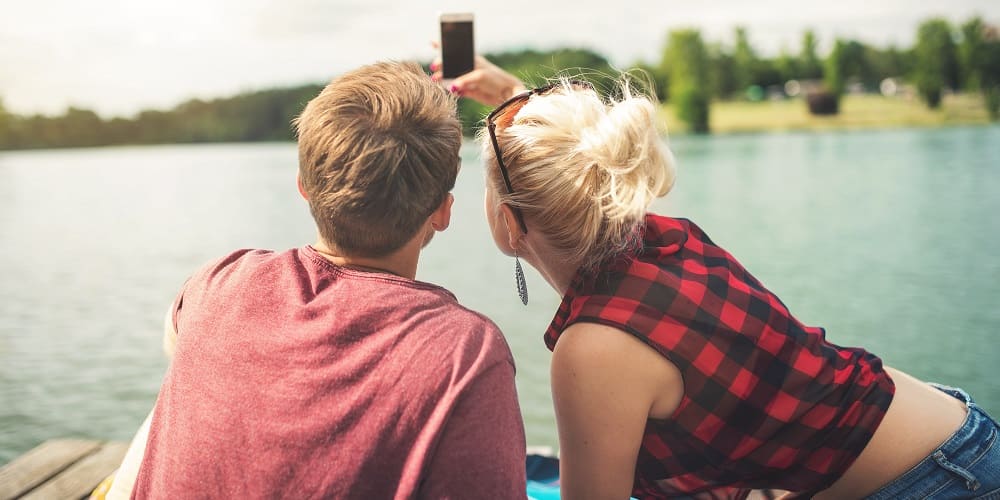 Selfie entre Amoureux - Couple, Comment Savoir Si c'est le Bon (ou la Bonne) - Insta-Couple