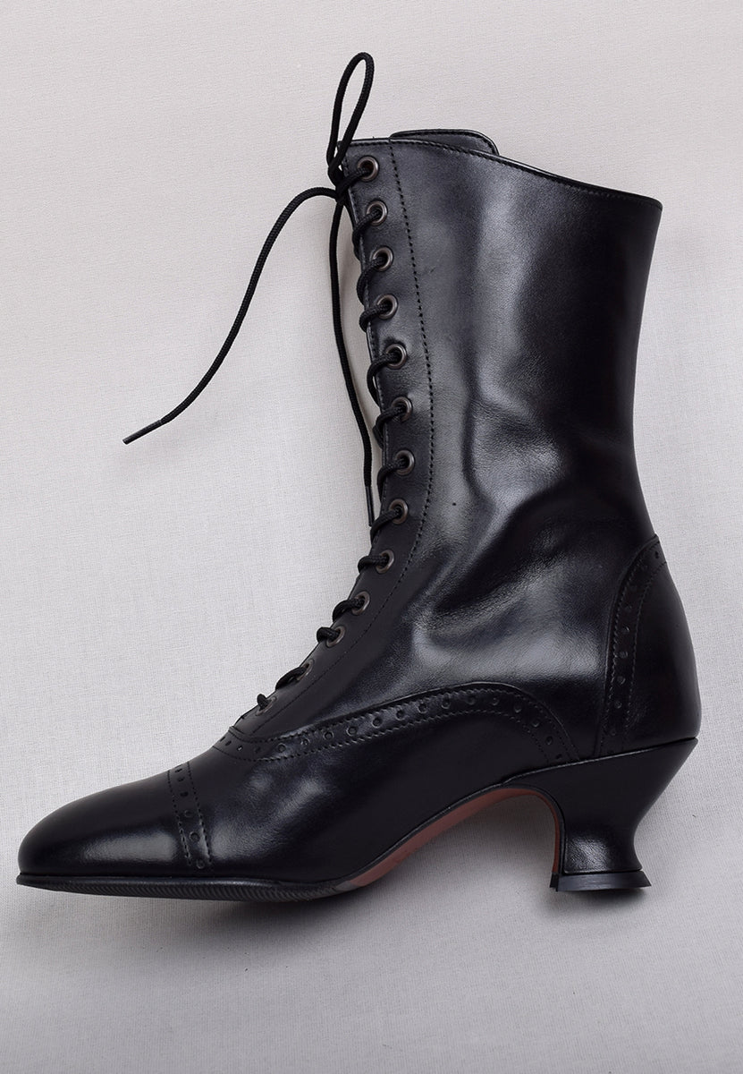 Victorian Lace Up Leather Boots (SP1910) – Darcy Clothing