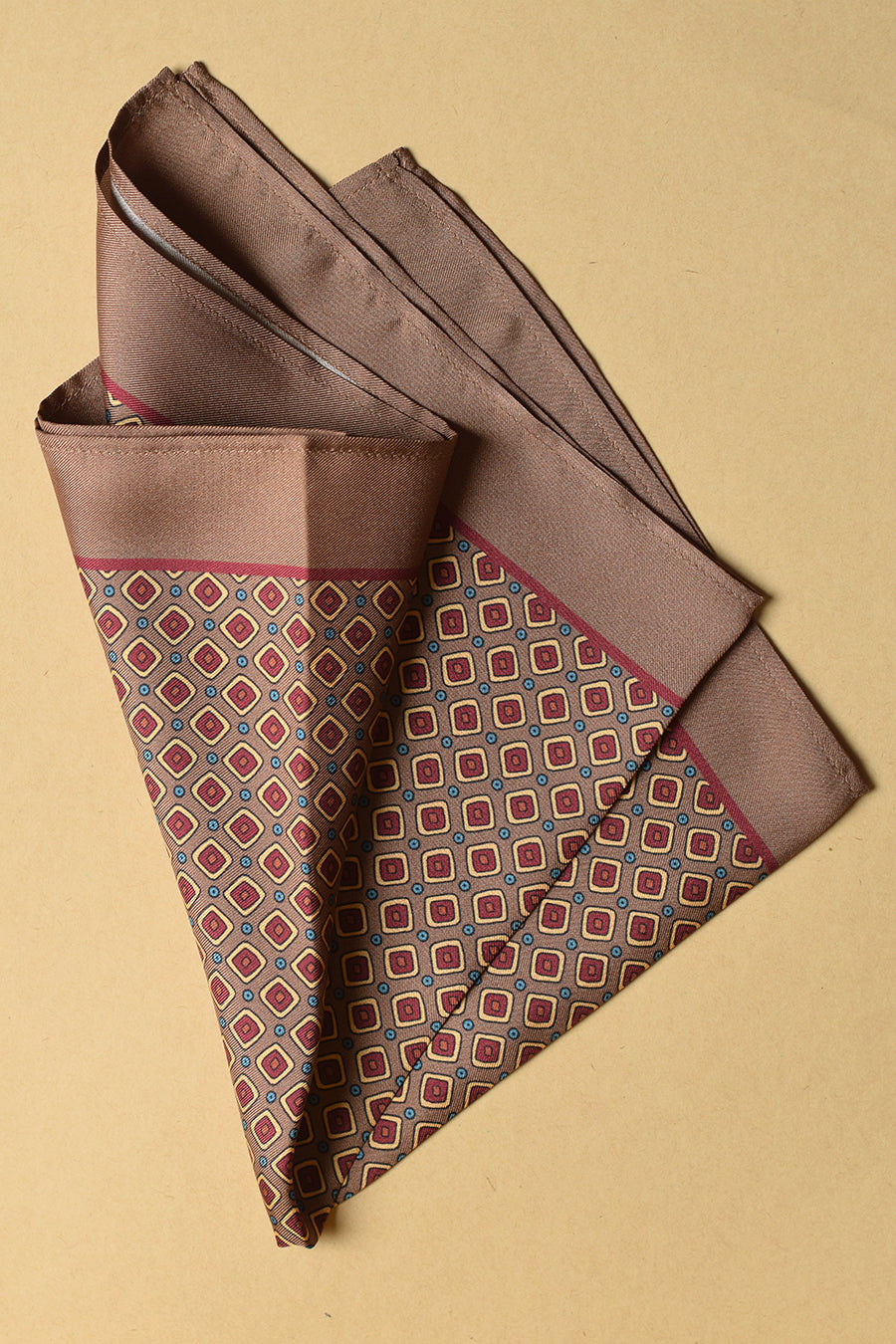 Exclusive Silk Print Pocket Square (HA99E)