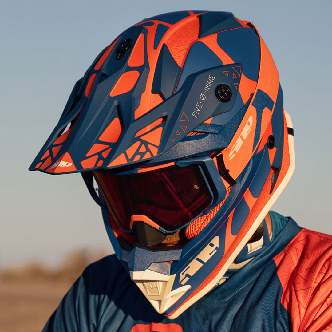 off roading helmets