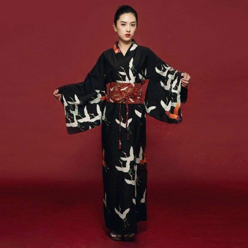 Dictatuur Uitsluiting Aannames, aannames. Raad eens Traditional Japanese Kimono Dress for Women | Japan Avenue