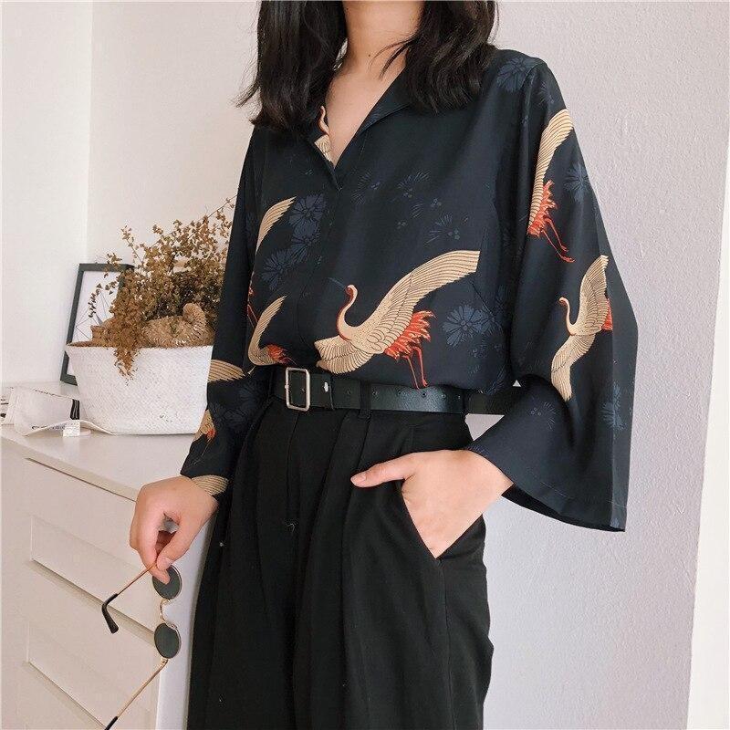 Exquisite Japanese-themed Crane Waves Women's Kimono Cardigan