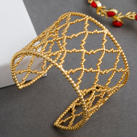 Special gold plated adjustable mesh bracelet