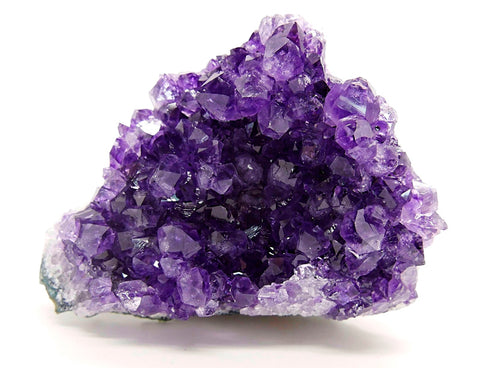 Amethyst to cleanse your aura