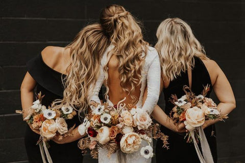 Bridal hair pins with flowers for a boho wedding - Elodie | rachelchaprunne