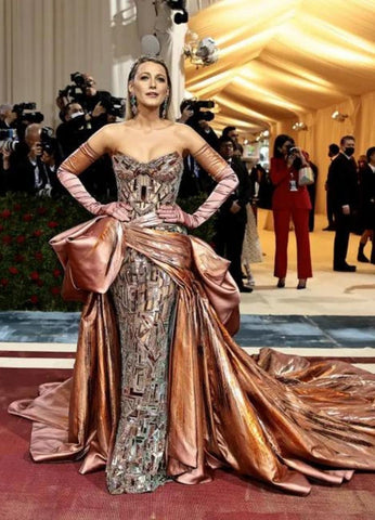 Blake Lively's Met Gala 2022 look op de rode loper