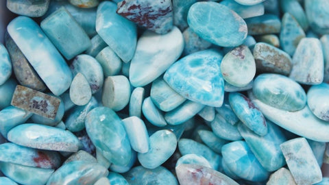 Nombre piedras azules