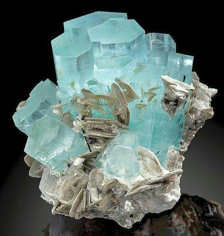 Light blue aquamarine stone 