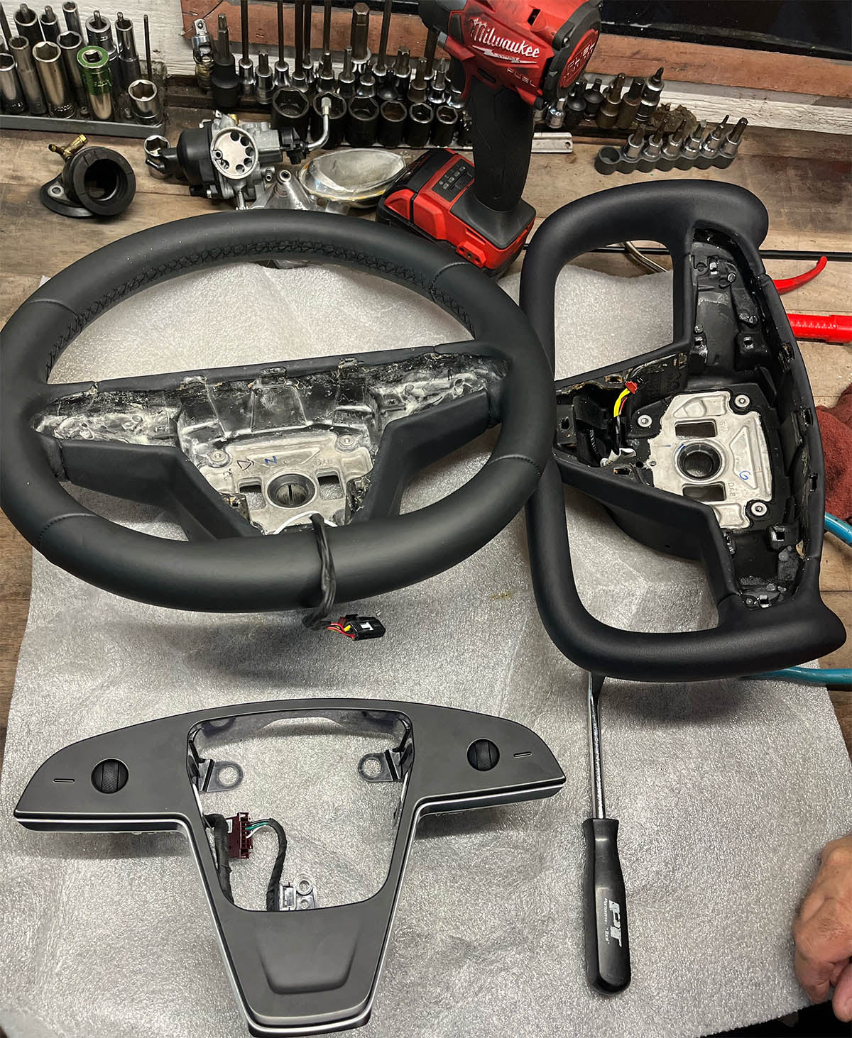Does changing my Steering Wheel affect the warranty with Tesla