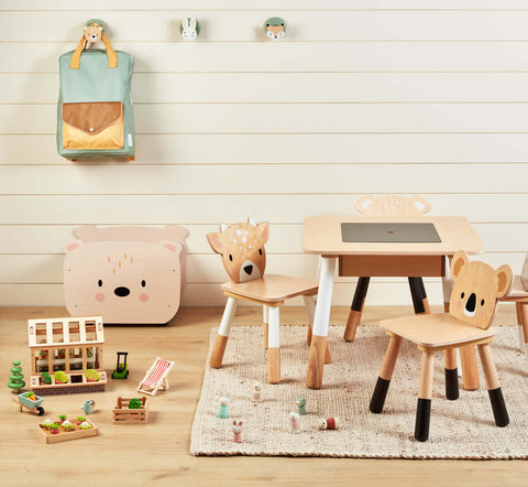 Table et chaises lapin & ours
