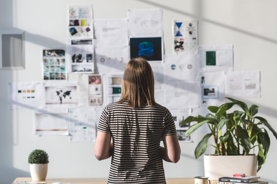 Brainstorming zur Hilfe beim kreativen Prozess der Planung eines individuellen Events